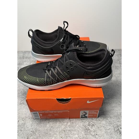 Women’s Size 9 - Nike Free TR 7 Metallic Black - #922844001 - Picture 11 of 11